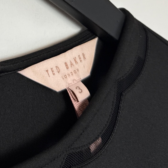 TED BAKER - Marlena Scalloped Short Sleeve Dress in Black. Size: TB3 = US 8 - Picture 9 of 16